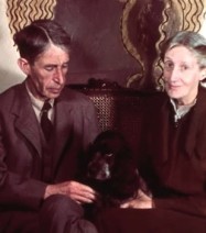 Virginia Woolf, Leonard Woolf, and dog