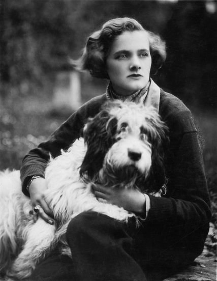 Daphne du Maurier and dog - 1936
