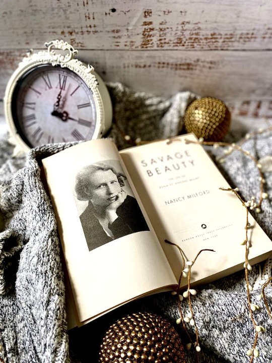 Savage Beauty Bookstagram