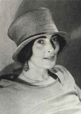 Mina loy photo by Man Ray