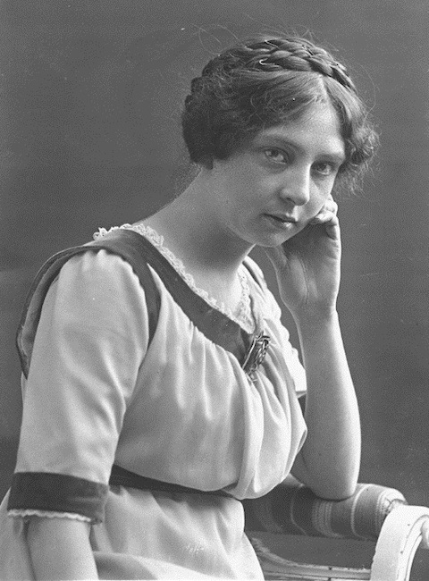 Sigrid Undset as a young woman